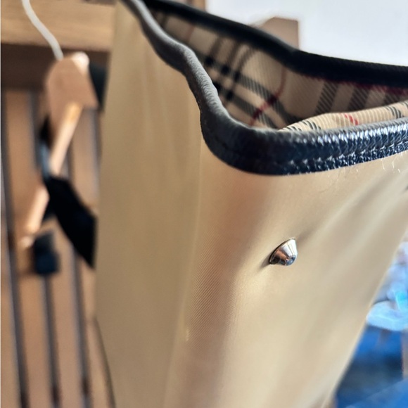 Burberry Canvas Tote - Vintage - Picture 5 of 9